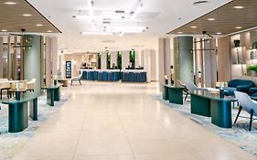 Crowne Plaza By Ihg